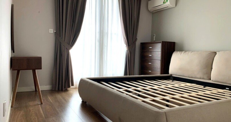 phong ngu 810x430 - Giá mua bán căn hộ 3 phòng ngủ số 04 block C Chung cư Green Valley Phú Mỹ Hưng Quận 7 T11/2024