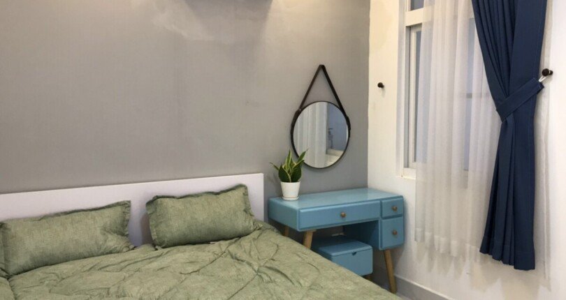 phong ngu lon 810x430 - Giá mua bán căn hộ 2pn 8b4.8 chung cư Sky Garden 3 Quận 7 T11/2024