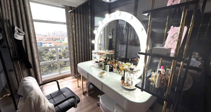 phong trang diem 810x430 - Giá mua bán căn hộ 2 phòng ngủ block e chung cư Happy Valley Quận 7 T11/2024
