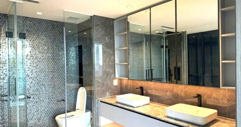 toilet can ho ban 810x430 - Giá mua bán căn hộ 4 phòng ngủ Chung cư The Metropole Thủ Thiêm tp.Thủ Đức