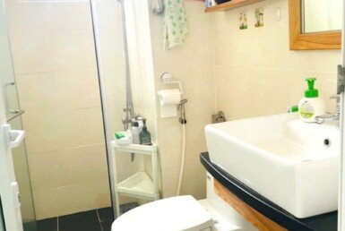 toilet-trong-can-ho-ban