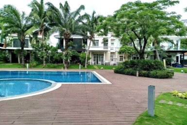 vi-tri-biet-thu-lien-ke-ho-boi-va-clubhouse-noi-khu