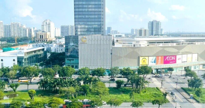 view can ho ban 2 810x430 - Bán gấp căn hộ 2pn Scenic Valley 2 Phú Mỹ Hưng, căn góc, lầu cao, view Crescentmall