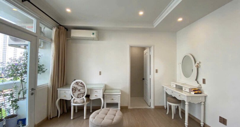 z5989156695587 0f4bf0fb5b6d81686b0eb7cdf89f8053 810x430 - CẦN BÁN CĂN HỘ CẢNH VIÊN 3B 118m2-02PN-02wc