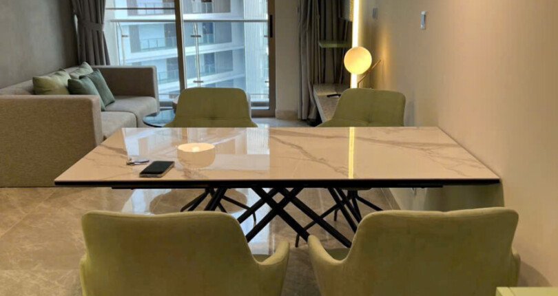 z5991324646856 e598dcbec43f8a888e0f1c514b1bbddb 810x430 - Bán căn hộ Midtown M8 Phú Mỹ Hưng 81m 2 phòng giá 8.2 tỷ