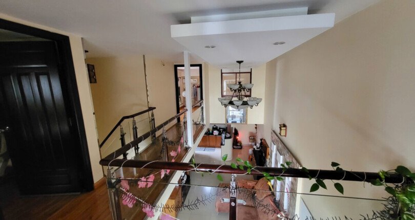 z5991423047269 8608fb640ac13d26a821f89454b0e829 810x430 - Bán Duplex chung cư Sky Garden 2 Phú Mỹ Hưng 89m giá 6 tỷ