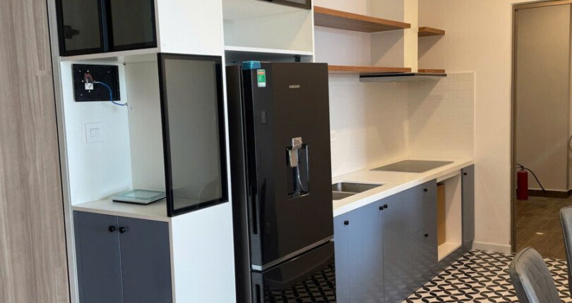 z5992798104156 e0f509abf3da3418bb7975d7682bb455 810x430 - Cho thuê căn hộ MIDTOWN M8 80m Full nội thất giá 27 triệu