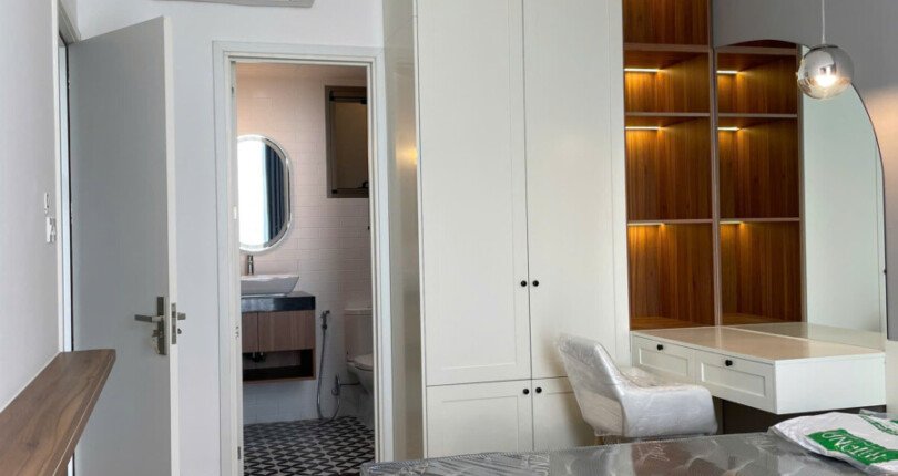 z5992798130782 226283ff464ded81f260568a839dcbd9 810x430 - Cho thuê căn hộ MIDTOWN M8 80m Full nội thất giá 27 triệu