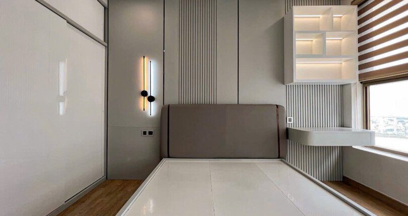 z5997454657250 a1a72d0137721e14bc94fcf66c34ab75 810x430 - Cần bán căn hộ THE PEAK- MIDTOWN M8 tấng 15 129m 3pn