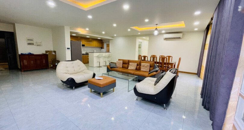 z6001916965872 384d6f76c7e49f39ef86fa65604a579b 810x430 - Cho thuê chung cư Happy Valley tầng 20 3 phòng ngủ, có ô xe