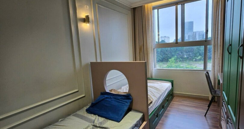 z6005294614857 6efcac655162c5ccc89a565c3248be5b 810x430 - Cho Thuê Midtown M6 130m 3 phòng full nội thất giá 2500 usd/tháng