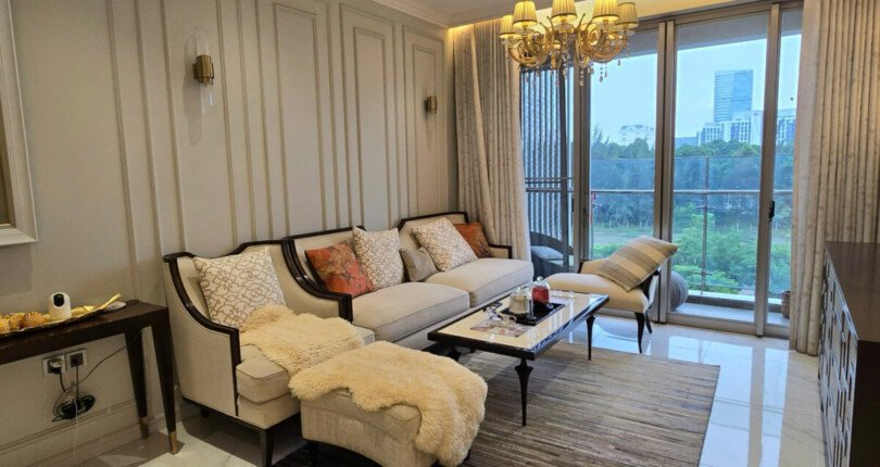 z6005294629503 11c4cb96158b01e81617de46988c01a8 810x430 - Cho Thuê Midtown M6 130m 3 phòng full nội thất giá 2500 usd/tháng