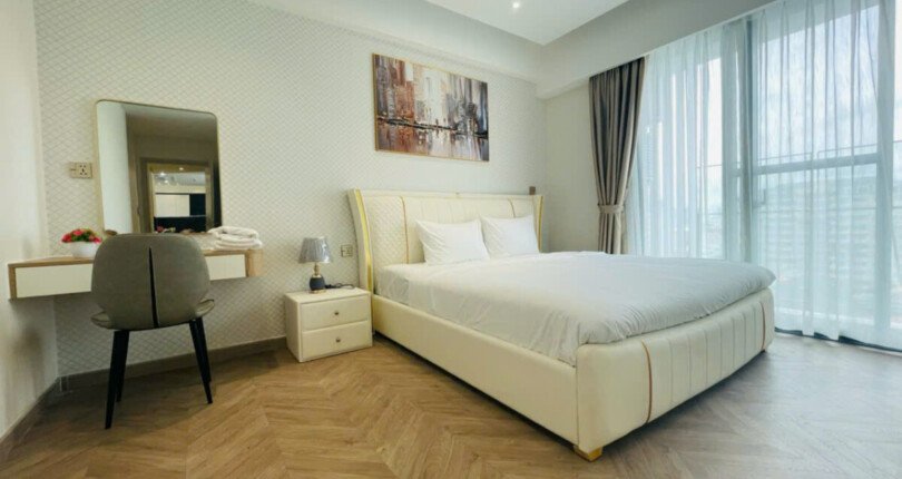 z6005302400827 ed6967a5603afdecb3d042f6f724f650 810x430 - Cho thuê Midtown M8 tầng 10 126m 3 phòng full nội thất