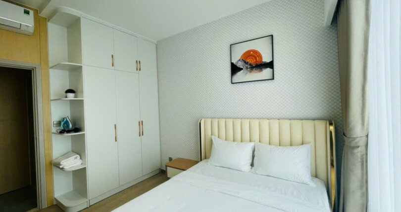 z6005302466236 8d51f14428f506526525aa19d80b3bd0 810x430 - Cho thuê Midtown M8 tầng 10 126m 3 phòng full nội thất