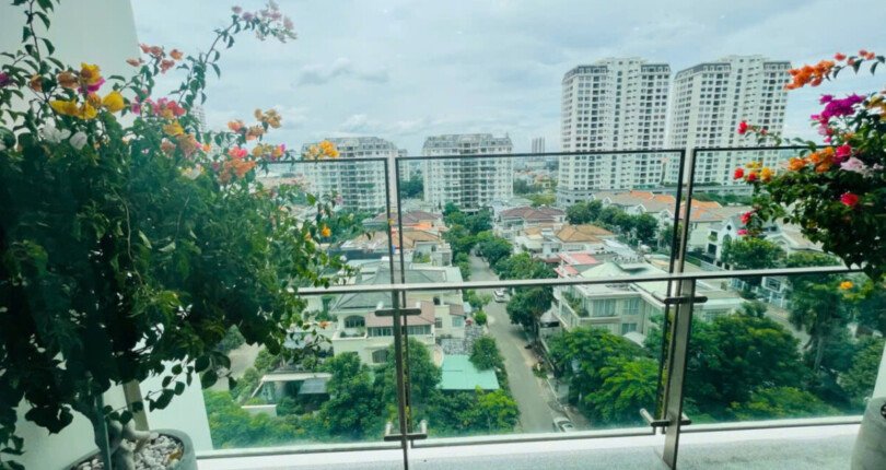 z6005302494217 97d61b2577b5c14e6518fa41605a43c7 810x430 - Cho thuê Midtown M8 tầng 10 126m 3 phòng full nội thất