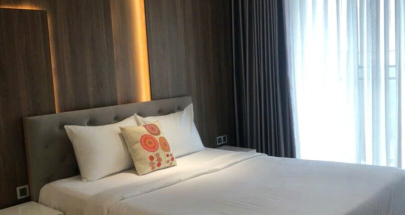 z6005303534671 65669fd1bf1ab05daba557003aed3647 810x430 - Cho thuê căn hộ Midtown M8 130m 3 phòng full nội thất