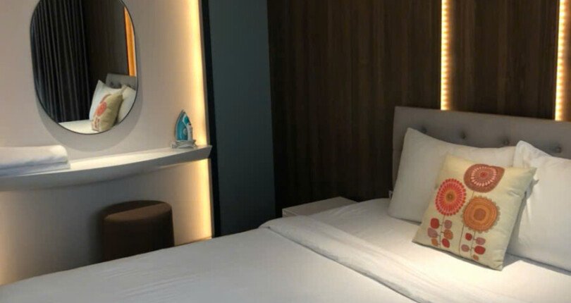 z6005303545075 113333ef8b0b70afd55c8dc16321a6b5 810x430 - Cho thuê căn hộ Midtown M8 130m 3 phòng full nội thất