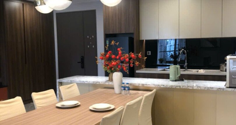 z6005303601173 55567f4e6e39ba8e281c3cff2e218d55 810x430 - Cho thuê căn hộ Midtown M8 130m 3 phòng full nội thất