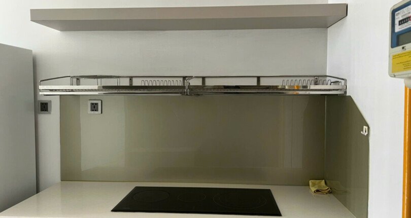 z6005308624658 53fe7bfb37d0ba4337e3f4756db9638d 810x430 - Cho thuê MIDTOWN M8 128m 3 phòng full nội thất giá 2300usd/th