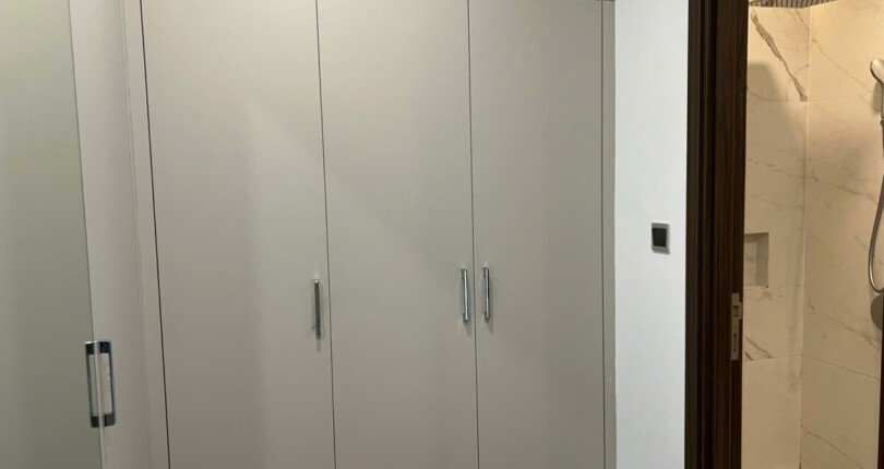 z6005308631456 f740795e7a7fde97b230c5a4560915f6 810x430 - Cho thuê MIDTOWN M8 128m 3 phòng full nội thất giá 2300usd/th