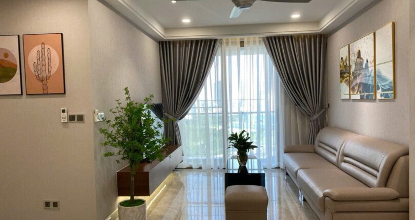 z6005309563993 cdcdca3655c00e4d388b7f6876a97a8d 810x430 - Cho thuê căn hộ Midtown M8 tầng 14 3 phòng full đồ giá 2700$/tháng
