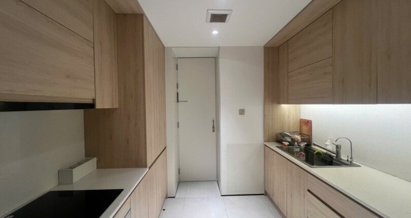 z6007376682448 e2e3b62adeef460e13409762702fb6ac 810x430 - Bán căn hộ Riverside Residence tầng 18 180m 3 phòng giá 15,5 tỷ TL