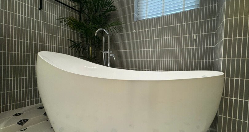 z6007377092316 8ba46547cc3b00fddfe92c78de8ad3f1 810x430 - Bán căn hộ Riverside Residence Phú Mỹ Hưng Q7 145m 3 phòng