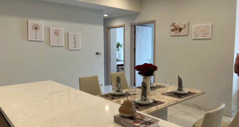 z6009045888667 44216152dd16649d4eb7e891c2625725 810x430 - Bán Midtown M6 Phú Mỹ Hưng tầng 6 120m 3 phòng giá 11,8 tỷ