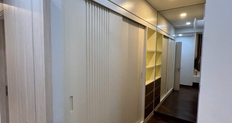 z6011915224252 d941ba45c2e5347e90f71edf37ead5d1 810x430 - Bán Midtown M6 Phú Mỹ Hưng tầng 6 120m 3pn giá 11,8 tỷ có ô xe