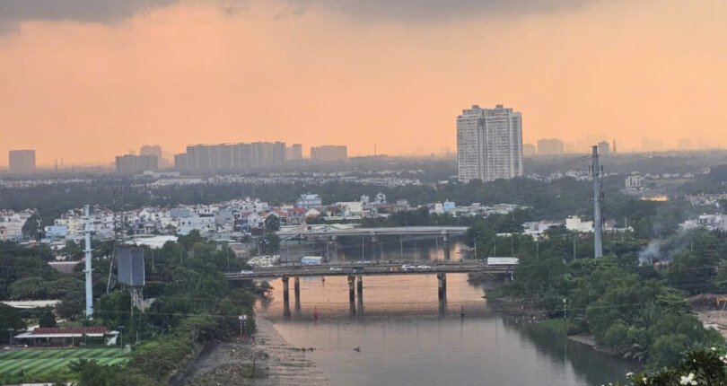 z6024294840550 a4b410dab3253862ba7effc29011cf09 810x430 - Bán căn hộ Riverpark Phú Mỹ Hưng 126m 3 phòng view sông