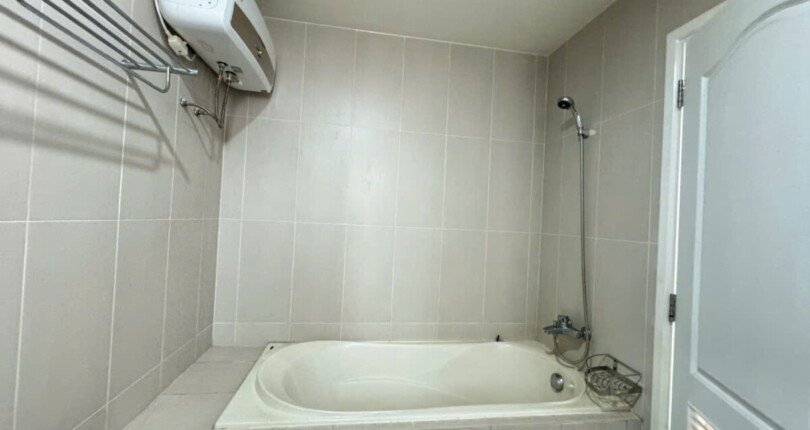 z6024296829912 1ed34d0bfe7935d9a391a37db8e57ce9 810x430 - Bán căn hộ Cảnh Viên 3 116m 3 phòng view biệt thự giá 8,3 tỷ