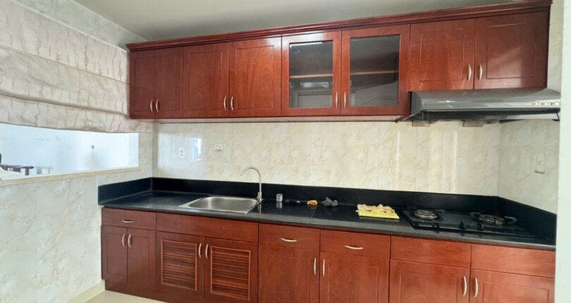 z6024296842356 159ed8978bd98deb49237b0e490f280e 810x430 - Bán căn hộ Cảnh Viên 3 116m 3 phòng view biệt thự giá 8,3 tỷ