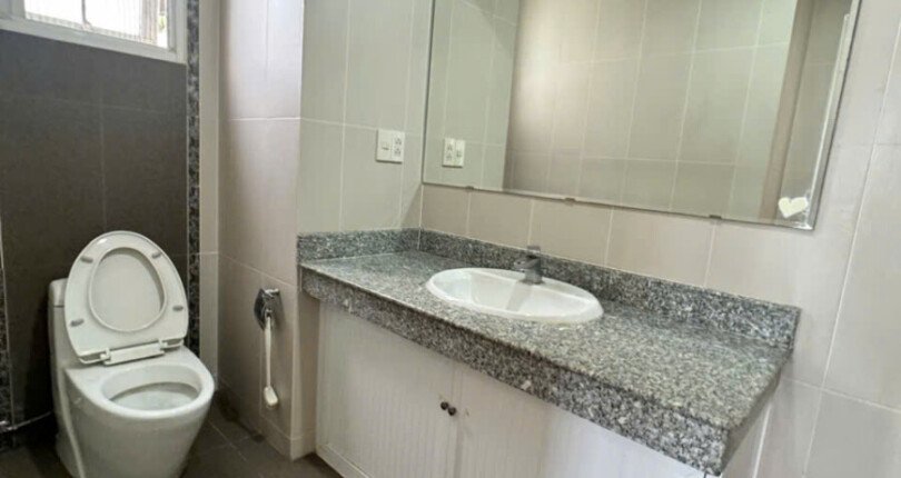 z6024296928276 82c3a9e031819145a43d1f752de7d4dd 810x430 - Bán căn hộ Cảnh Viên 3 116m 3 phòng view biệt thự giá 8,3 tỷ