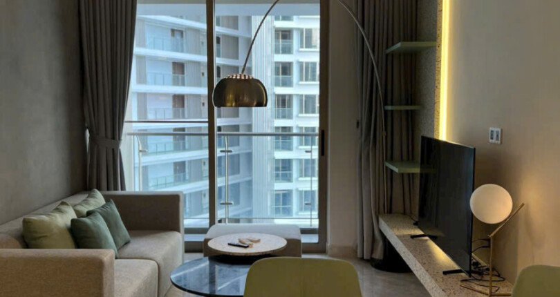 z6029445904923 257a737e0d4d747f29670c0ef2890020 810x430 - Bán căn hộ Midtown M8 tầng 6 81m 2pn giá 8,2 tỷ