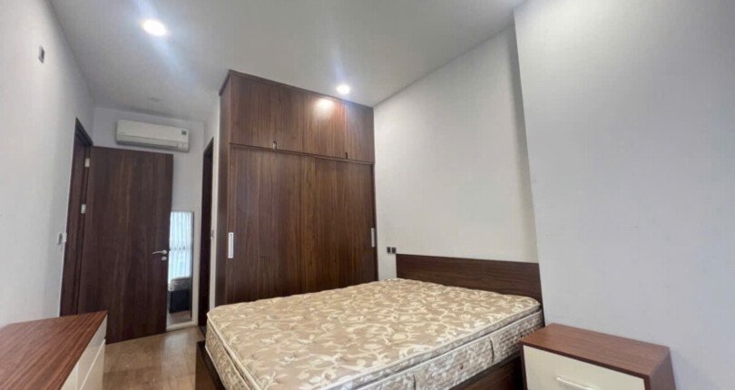 z6031128872834 c04976657a0a33c7021971043a34c419 810x430 - Bán căn hộ Midtown M7 Tầng 4, dt 81m 2 phòng giá 7,1 tỷ đã có sổ