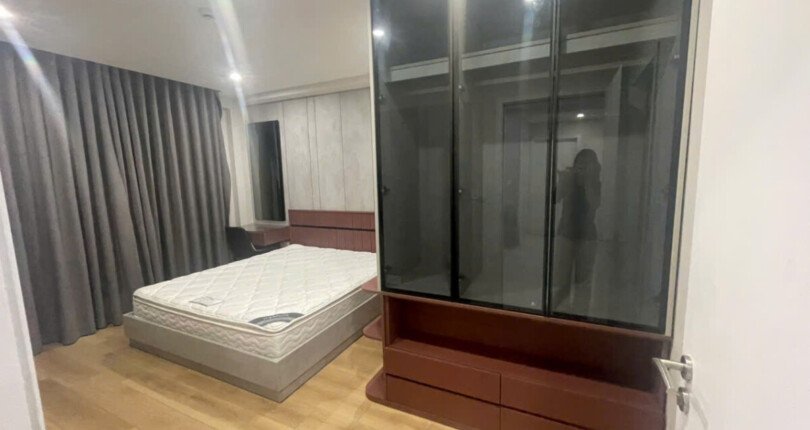 z6034803490339 0d8ab9f0593e7ca3cd6619e27fb74136 810x430 - Cho thuê căn hộ Urbal Hill Phú Mỹ Hưng Quận 7 Tầng 12 giá 28tr/th