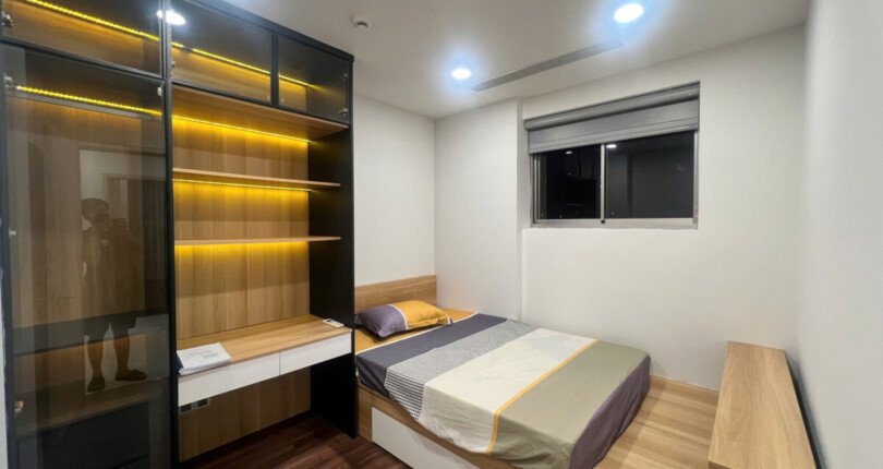 z6043617440511 9cb7e69d752abb84369b29be71e270f8 810x430 - Bán căn hộ Midtown M6 tầng 10 127m 3 phòng view biệt thự