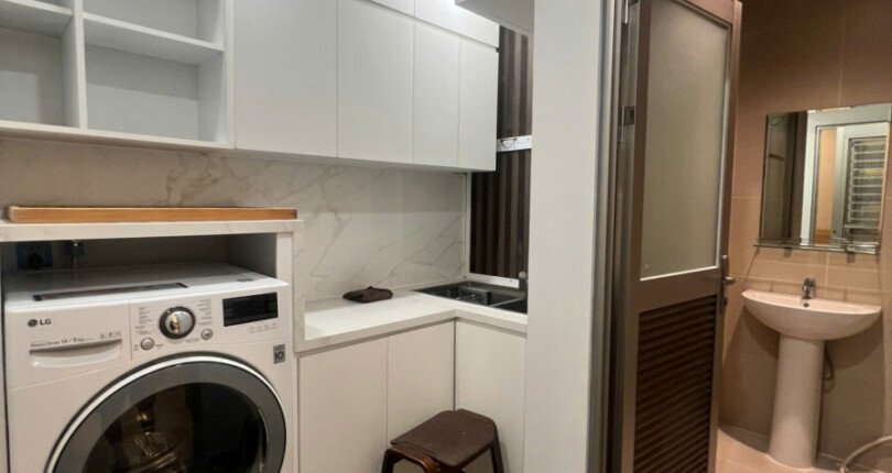 z6043617470195 dafb9abd58c1b380e45258064a18e0cf 810x430 - Bán căn hộ Midtown M6 tầng 10 127m 3 phòng view biệt thự