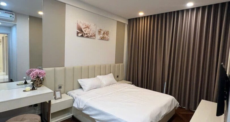 z6043618470480 66137ae0bce2a06dfd82da6058593d74 810x430 - Bán chung cư Midtown M6 view sông 120m 3 phòng giá 12,2 tỷ