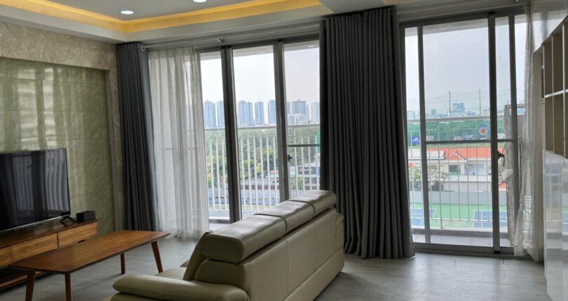 z6043622968483 d2621d11634c207e8b49957572a1b10e 810x430 - Cho thuê Scenic Valley 1 diện tích 110m 2 phòng full nội thất