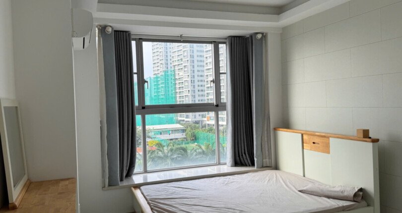 z6043622997530 e74df57c13658ef7b75119ba3a06d1b3 810x430 - Cho thuê Scenic Valley 1 diện tích 110m 2 phòng full nội thất