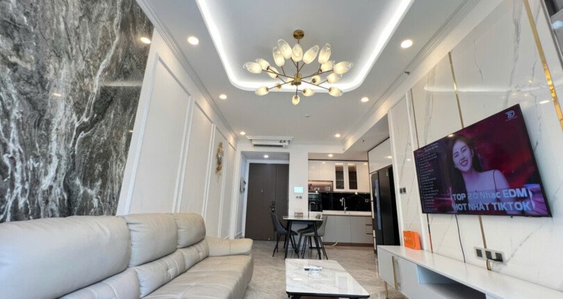 z6060824253735 630083081ace0ed2f7c323655cb29f38 810x430 - Cho Thuê Midtown M8 Tầng 6, dt 81m 2 phòng, full nội thất giá 1400usd/tháng