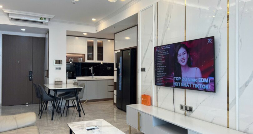 z6060824302711 1632442f6f26c4112f8532b52328e288 810x430 - Cho Thuê Midtown M8 Tầng 6, dt 81m 2 phòng, full nội thất giá 1400usd/tháng