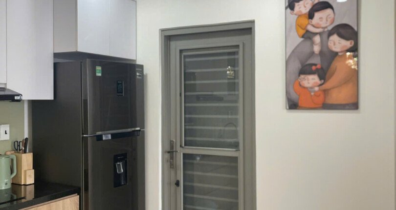 z6060828034805 41395b5d472f41f0a319cefe25263fe6 810x430 - Cho Thuê Hưng Phúc Tầng 5 dt 110m 3 phòng full nội thất giá 32 triệu