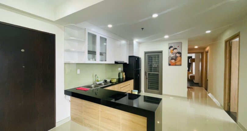 z6060828078957 8da5f8d47ccfd4172d25a3226528a810 810x430 - Cho Thuê Hưng Phúc Tầng 5 dt 110m 3 phòng full nội thất giá 32 triệu