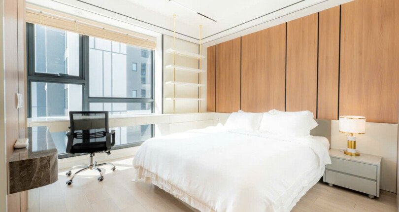 z6060830062158 9577b75579efd3d3a2278aa74c165362 810x430 - Cho thuê căn hộ Antonia Tầng 19 124m 3 phòng giá 2300usd/tháng