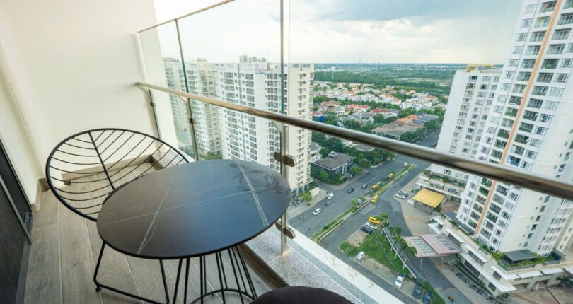 z6060830072757 2d61f706b78e4e170ce52142c9c1e21c 810x430 - Cho thuê căn hộ Antonia Tầng 19 124m 3 phòng giá 2300usd/tháng