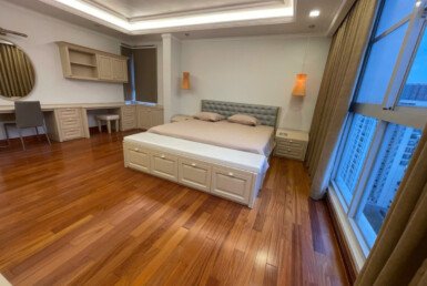 z6061100911758_60e7548939c34df1eee774a8dc9e749b