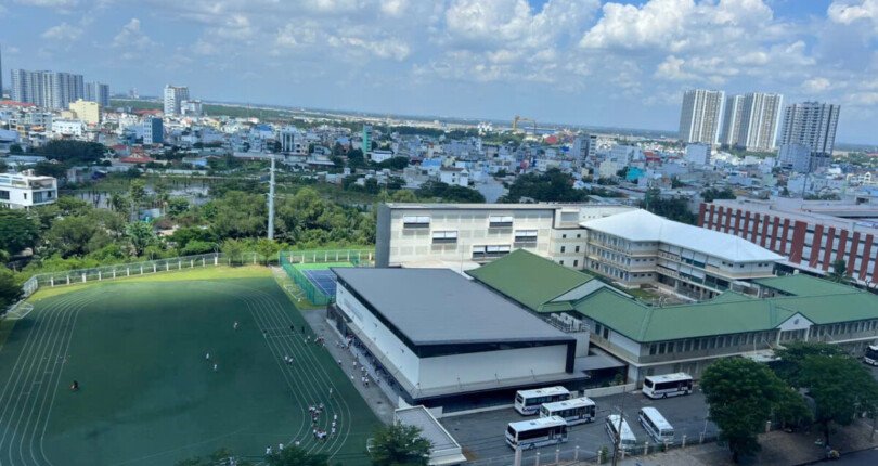 z6066076124900 a21aeff5d0aa412022cbbe41810b5c7c 810x430 - Cho Thuê Midtown M8 80m 2 phòng full nội thất giá 1400 usd/tháng