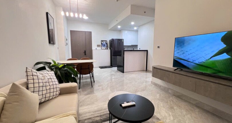 z6066076160595 db10a20b3c984f846f16d53b1317d38d 810x430 - Cho Thuê Midtown M8 80m 2 phòng full nội thất giá 1400 usd/tháng
